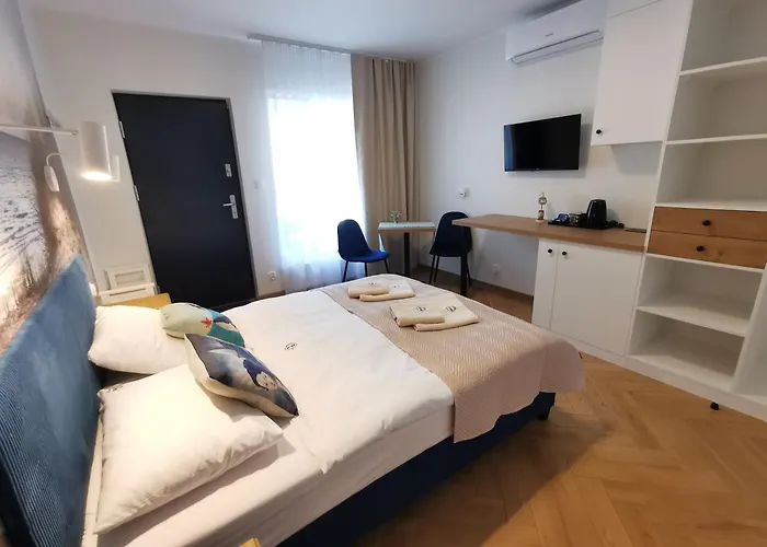 Pensjonat Dom Gościnny Z Restauracją - Rejs